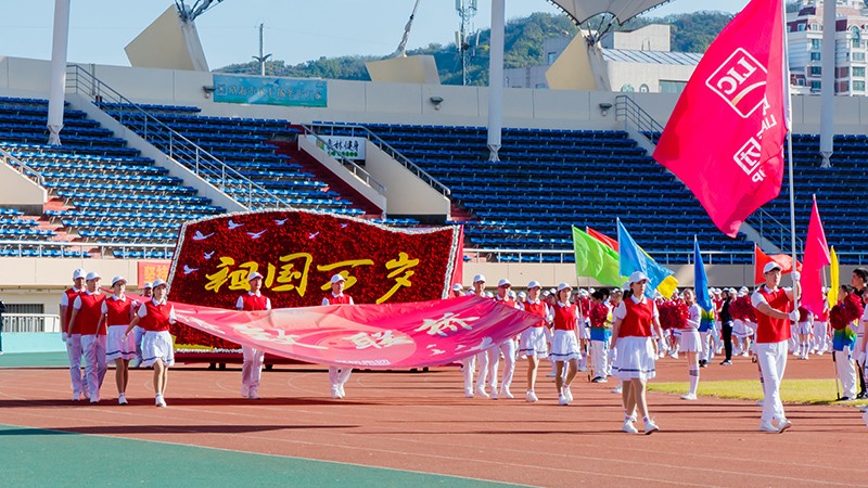 追求卓越，奮勇爭先，聯(lián)橋集團在高新區(qū)第九屆運動會上精彩綻放 奪得團體亞軍(圖2)