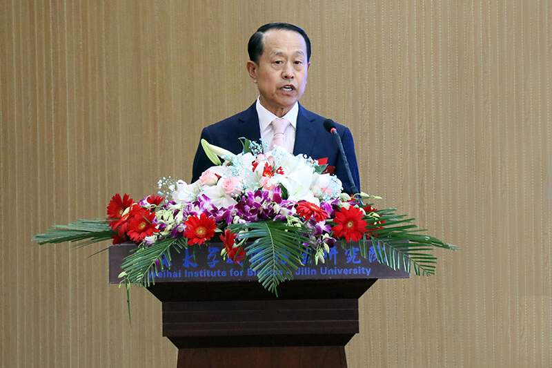聯(lián)橋集團黨委書記、董事長慕镕鍵當選為吉林大學威海校友會首任會長(圖8)